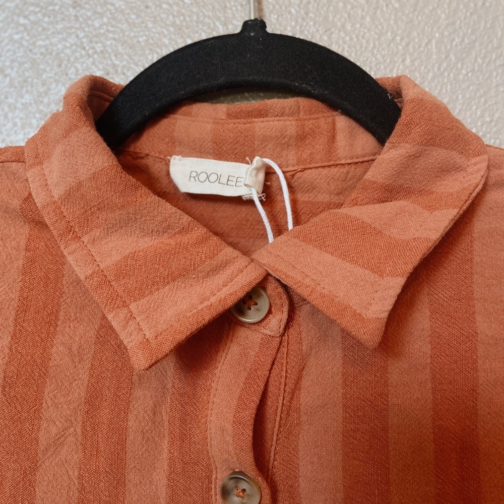 Roolee button top - Picture 2 of 3